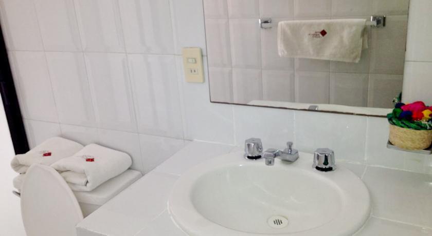 Capital O Parador Crespo Hotel, Oaxaca المظهر الخارجي الصورة
