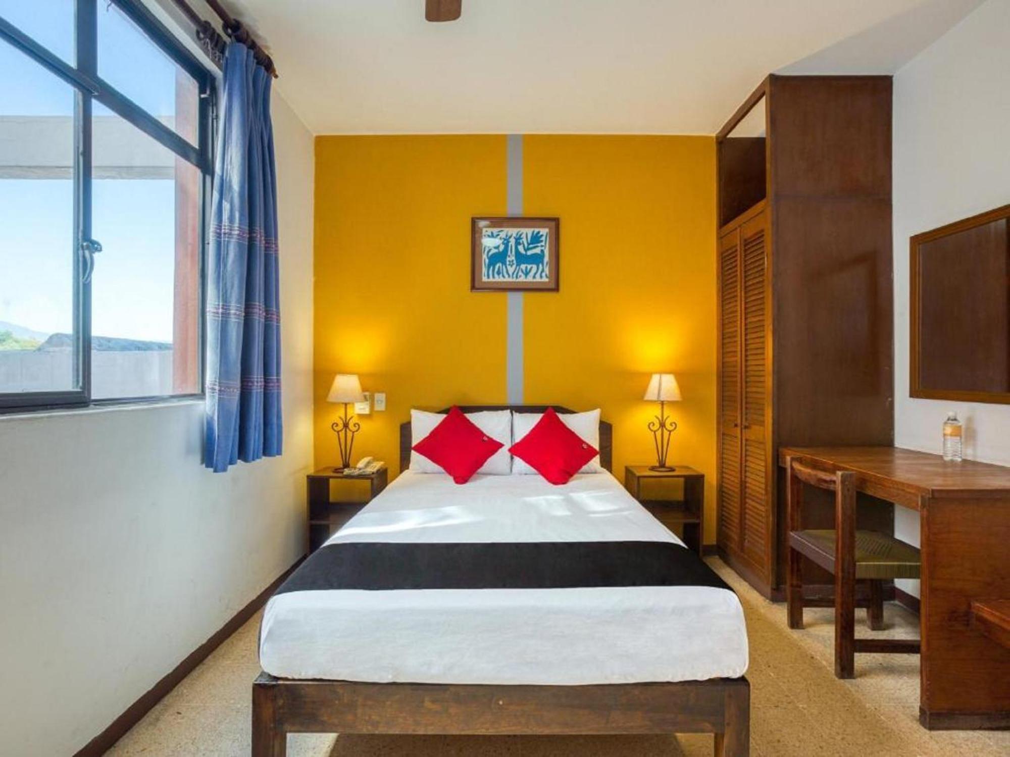 Capital O Parador Crespo Hotel, Oaxaca المظهر الخارجي الصورة