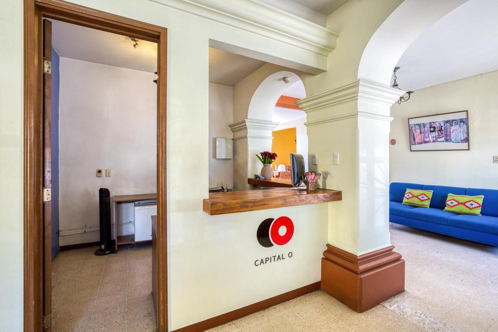 Capital O Parador Crespo Hotel, Oaxaca المظهر الخارجي الصورة